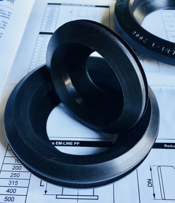 uszczelka do zbiornika,studni,oczyszczalni z gumy EPDM